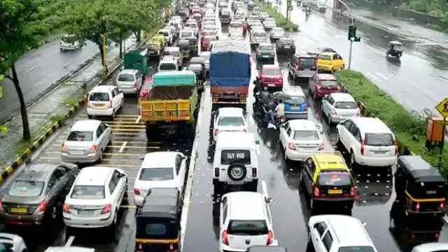 मुंबई में सड़कों, चौराहों और पार्कों के नाम लेखकों और कलाकारों के नाम पर वहीं दिल्ली में अधिकतर सड़कों के नाम पूर्व शासकों और नेताओं के नाम क्यों? मुंबई में सड़कों, चौराहों और पार्कों के नाम लेखकों और कलाकारों के नाम पर वहीं दिल्ली में अधिकतर सड़कों के नाम पूर्व शासकों और नेताओं के नाम क्यों?