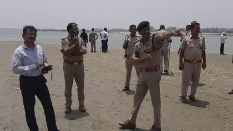 गंगा नदी में डूबे 5 लोग, मां-बेटे का शव बरामद, अन्य की तालाश जारी