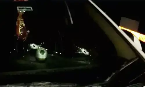 рдмреЗрдЦреМрдл рдмрджрдорд╛рд╢реЛрдВ рдиреЗ рдЧреНрд░рд╛рдо рдкреНрд░рдзрд╛рди рдХреЗ рдмрдбрд╝реЗ рднрд╛рдИ рдХреЛ рдорд╛рд░реА рдЧреЛрд▓реА рдмреЗрдЦреМрдл рдмрджрдорд╛рд╢реЛрдВ рдиреЗ рдЧреНрд░рд╛рдо рдкреНрд░рдзрд╛рди рдХреЗ рдмрдбрд╝реЗ рднрд╛рдИ рдХреЛ рдорд╛рд░реА рдЧреЛрд▓реА