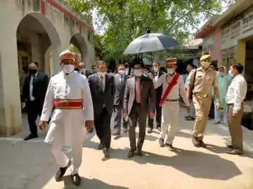 हाईकोर्ट के न्यायाधीश ने कैराना, कोर्ट परिसर का किया निरीक्षण हाईकोर्ट के न्यायाधीश ने कैराना, कोर्ट परिसर का किया निरीक्षण