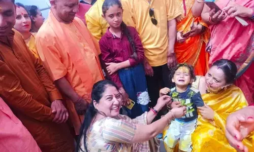 योगी के गाँव पहुँचने के बाद याद आई उन्हे ये बात, तो पास पड़ोस के गांवों में भी हुई चर्चा