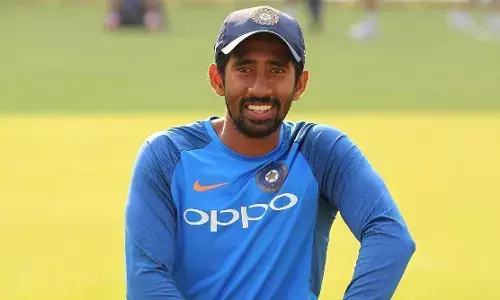 रिद्धिमान साहा को धमकी देना पत्रकार को पड़ा महंगा, BCCI ने पत्रकार पर लगाया दो साल का बैन, जानिए- पूरा मामला रिद्धिमान साहा को धमकी देना पत्रकार को पड़ा महंगा, BCCI ने पत्रकार पर लगाया दो साल का बैन, जानिए- पूरा मामला