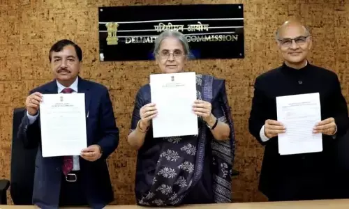 जम्मू-कश्मीर में बजेगा चुनावी बिगुल? परिसीमन आयोग ने जारी की अंतिम रिपोर्ट, जानें कहां बढ़ीं कितनी सीटें, कब होंगे चुनाव