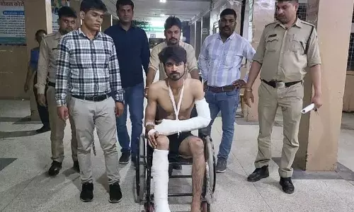 सिरफिरे आशिक ने 7 लोगों को जिंदा जलाया-आरोपी शुभम दीक्षित गिरफ्तार सिरफिरे आशिक ने 7 लोगों को जिंदा जलाया-आरोपी शुभम दीक्षित गिरफ्तार