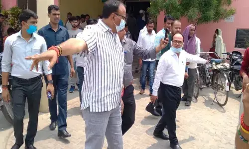 डिप्‍टी सीएम ब्रजेश पाठक ने रायबरेली CHC का किया औचक निरीक्षण, फिर तो