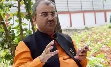 बिहार की प्रजनन दर में आई कमी, स्वास्थ्य मंत्री बोले- विकास के लिए और घटे बिहार की प्रजनन दर में आई कमी, स्वास्थ्य मंत्री बोले- विकास के लिए और घटे