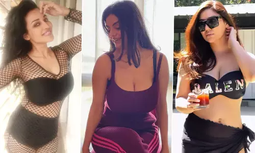 Flora Saini Sexy Video: Flora Saini से लेकर Anveshi Jain तक, वेब सीरीज में बोल्ड सीन्स दे चुकी ये हसीनाएं, देखें Photos Flora Saini Sexy Video: Flora Saini से लेकर Anveshi Jain तक, वेब सीरीज में बोल्ड सीन्स दे चुकी ये हसीनाएं, देखें Photos