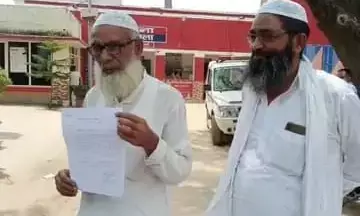 Shamli News : पहले दिया तीन तलाक, अब कार्रवाई करने पर जान से मारने की धमकी दे रहा आरोपी दामाद Shamli News : पहले दिया तीन तलाक, अब कार्रवाई करने पर जान से मारने की धमकी दे रहा आरोपी दामाद