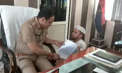 शादी के लिए उतावला लडका पहुंचा पोलिस स्टेशन और की अपने ही मां-बाप की शिकायत शादी के लिए उतावला लडका पहुंचा पोलिस स्टेशन और की अपने ही मां-बाप की शिकायत