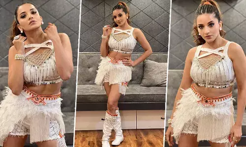 Monalisa Hot Photos: भोजपुरी एक्ट्रेस मोनालिसा ने सेक्सी कपड़ों में मचाई सनसनी, वायरल हुई फोटोज