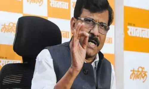 संजय राउत ने की गृहमंत्री अमित शाह की तारीफ और किया समर्थन संजय राउत ने की गृहमंत्री अमित शाह की तारीफ और किया समर्थन