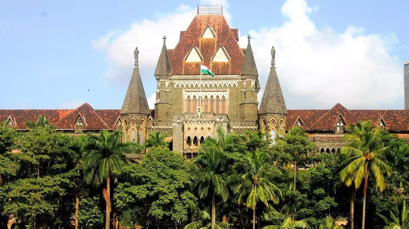 होठों पर किस करना अप्राकृतिक सेक्स नहीं, बॉम्बे HC ने POCSO के आरोपी को दी जमानत होठों पर किस करना अप्राकृतिक सेक्स नहीं, बॉम्बे HC ने POCSO के आरोपी को दी जमानत
