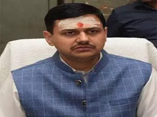 IAS Deepak Agarwal Commissioner Varanasi fake facebook account :कमीश्नर व डीएम के नाम की फर्जी आईडी से मांगी जा रही मदद IAS Deepak Agarwal Commissioner Varanasi fake facebook account :कमीश्नर व डीएम के नाम की फर्जी आईडी से मांगी जा रही मदद