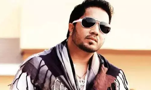 मीखा सिंह ढूंढ रहे है अपने लिए सोढ़ी कुड़ी