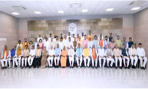 योगी के मंत्रियों को पीएम मोदी का मंत्र, 24 का दिया टारगेट योगी के मंत्रियों को पीएम मोदी का मंत्र, 24 का दिया टारगेट