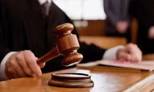 ट्विटर ब्लू टिक को लेकर कोर्ट ने CBI को सुनाई खरी खोटी ट्विटर ब्लू टिक को लेकर कोर्ट ने CBI को सुनाई खरी खोटी