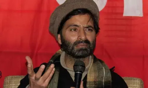 Yasin Malik : यासीन मलिक को फांसी या उम्रकैद : टेरर फंडिंग केस में आज सुनाई जाएगी सज़ा Yasin Malik : यासीन मलिक को फांसी या उम्रकैद : टेरर फंडिंग केस में आज सुनाई जाएगी सज़ा