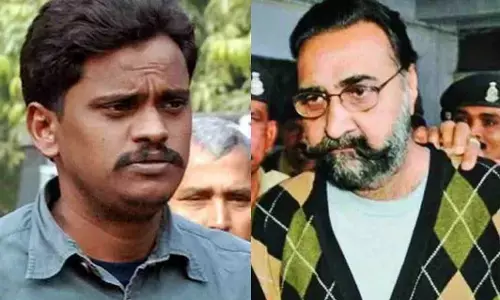 निठारी कांड : सुरेंद्र कोली को गाजियाबाद की CBI कोर्ट ने सुनाई फांसी की सजा, मोनिंदर सिंह को 7 साल की जेल निठारी कांड : सुरेंद्र कोली को गाजियाबाद की CBI कोर्ट ने सुनाई फांसी की सजा, मोनिंदर सिंह को 7 साल की जेल