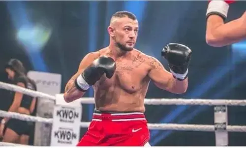 आज तक कोई भी नॉकआउट मैच नहीं हारने वाले  स्टार बॉक्सर की लाइव मैच के दौरान मौत