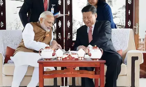 पैंगोंग झील पर जारी गतिरोध के बीच रेलवे ने चीनी कंपनी को दिया 39000 ट्रेन पहियों का ठेका!