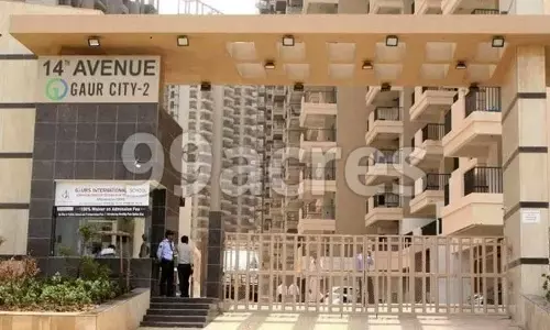 ग्रेटर नोएडा के गौर सिटी की 14 एवेन्यू में युवक-युवती 22वी मंज़िल से कूदे, मौके पर मौत ग्रेटर नोएडा के गौर सिटी की 14 एवेन्यू में युवक-युवती 22वी मंज़िल से कूदे, मौके पर मौत