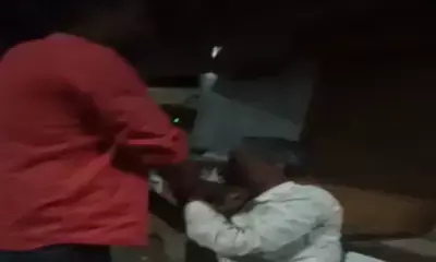 मुसलमान होने के शक में जैन बुजुर्ग की पीट-पीटकर  BJP नेता ने की हत्या, तड़ातड़ जड़े तमाचे, VIDEO भी बनाया मुसलमान होने के शक में जैन बुजुर्ग की पीट-पीटकर  BJP नेता ने की हत्या, तड़ातड़ जड़े तमाचे, VIDEO भी बनाया