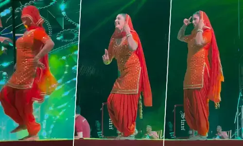 Sapna Choudhary Sexy Video: हरयाणवी डांसर Sapna Choudhary ने सूट पहनकर स्टेज पर लगाए ठुमके, Video हुआ Viral Sapna Choudhary Sexy Video: हरयाणवी डांसर Sapna Choudhary ने सूट पहनकर स्टेज पर लगाए ठुमके, Video हुआ Viral