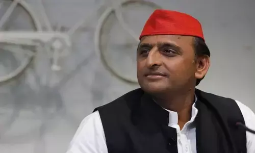 Akhilesh Yadav: अखिलेश यादव का नया तेवर, चुनावी राजनीति और राज्यसभा , क्या ये काम बड़ी भूल होगा! Akhilesh Yadav: अखिलेश यादव का नया तेवर, चुनावी राजनीति और राज्यसभा , क्या ये काम बड़ी भूल होगा!