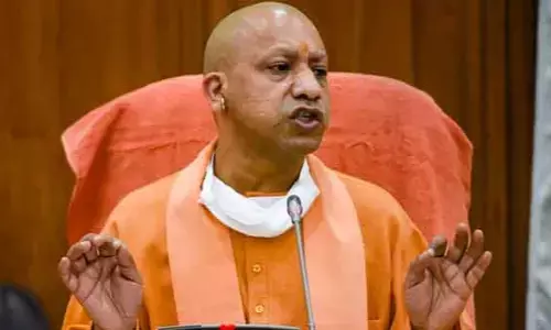 15 साल के लड़के ने CM Yogi पर किया आपत्तिजनक पोस्ट, 15 दिन तक गौशाला साफ करने की मिली सजा 15 साल के लड़के ने CM Yogi पर किया आपत्तिजनक पोस्ट, 15 दिन तक गौशाला साफ करने की मिली सजा