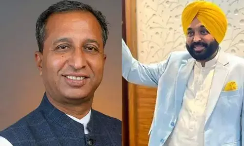 Minister Vijay Singla Arrested : पंजाब के स्वास्थ्य मंत्री विजय सिंगला गिरफ्तार,सीएम भगंवत मान ने मंत्रिमंडल से भी हटाया Minister Vijay Singla Arrested : पंजाब के स्वास्थ्य मंत्री विजय सिंगला गिरफ्तार,सीएम भगंवत मान ने मंत्रिमंडल से भी हटाया