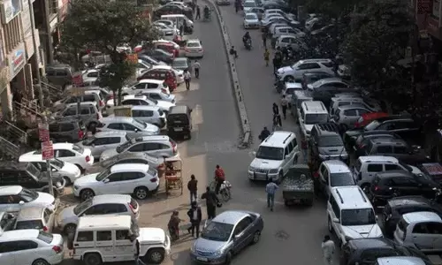 Noida News : नोएडा में अब इन 54 जगहों पर नहीं लगेगी पार्किंग, टेंडर हुआ निरस्त, जानिए पूरा मामला Noida News : नोएडा में अब इन 54 जगहों पर नहीं लगेगी पार्किंग, टेंडर हुआ निरस्त, जानिए पूरा मामला