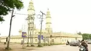 कर्नाटक की मस्जिद पर बवाल, हिंदू संगठनों ने किया मंदिर होने का दावा कर्नाटक की मस्जिद पर बवाल, हिंदू संगठनों ने किया मंदिर होने का दावा