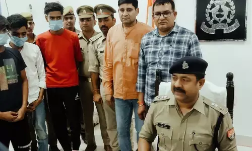 Saharanpur Breaking News: рд╕рд╣рд╛рд░рдирдкреБрд░ рдХреА рд╕рдВрдпреБрдХреНрдд рдЯреАрдо рджреНрд╡рд╛рд░рд╛ рдХрд┐рдпрд╛ рдЧрдпрд╛ рд▓реВрдЯ рдХреА рдШрдЯрдирд╛ рдХрд╛ рдЦреБрд▓рд╛рд╕рд╛, 3 рдЕрднрд┐рдпреБрдХреНрдд рдЧрд┐рд░рдлреНрддрд╛рд░ Saharanpur Breaking News: рд╕рд╣рд╛рд░рдирдкреБрд░ рдХреА рд╕рдВрдпреБрдХреНрдд рдЯреАрдо рджреНрд╡рд╛рд░рд╛ рдХрд┐рдпрд╛ рдЧрдпрд╛ рд▓реВрдЯ рдХреА рдШрдЯрдирд╛ рдХрд╛ рдЦреБрд▓рд╛рд╕рд╛, 3 рдЕрднрд┐рдпреБрдХреНрдд рдЧрд┐рд░рдлреНрддрд╛рд░