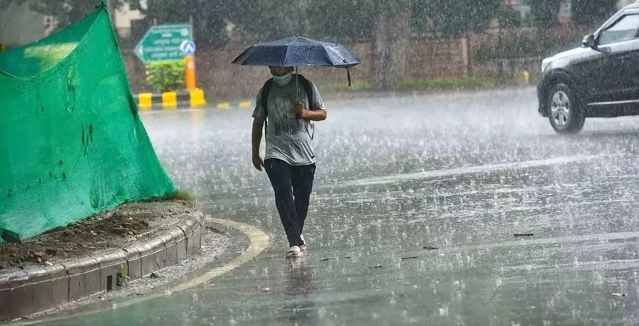 Mausam ki Jankari : राजधानी दिल्ली में आज फिर बरसेंगे बादल, मौसम विभाग ने किया अलर्ट जारी