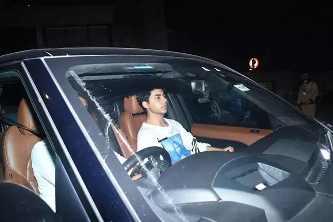 Breaking News : ड्रग्स केस में #AryanKhan को मिली क्लीन चिट, #NCB ने कॉर्डेलिया क्रूज़ केस में चार्जशीट फाइल की