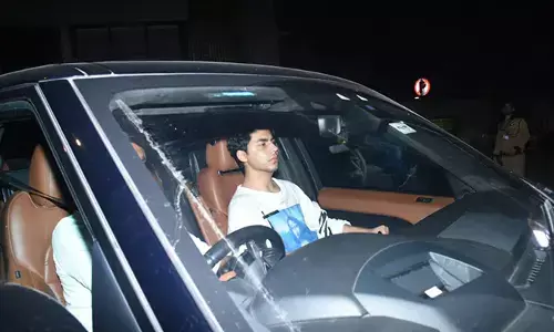 Breaking News : ड्रग्स केस में #AryanKhan को मिली क्लीन चिट, #NCB ने कॉर्डेलिया क्रूज़ केस में चार्जशीट फाइल की Breaking News : ड्रग्स केस में #AryanKhan को मिली क्लीन चिट, #NCB ने कॉर्डेलिया क्रूज़ केस में चार्जशीट फाइल की