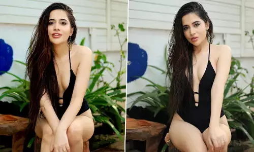 Urfi Javed SexyVideo: Urfi Javed ने सेक्सी ब्लैक सूट पहनकर दिखाया बोल्ड अवतार, Hot Video देखकर छूट जाएंगे पसीने Urfi Javed SexyVideo: Urfi Javed ने सेक्सी ब्लैक सूट पहनकर दिखाया बोल्ड अवतार, Hot Video देखकर छूट जाएंगे पसीने