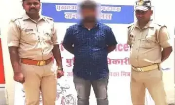 चाकू की नोक पर छात्रा के  साथ अप्राकृतिक दुष्कर्म