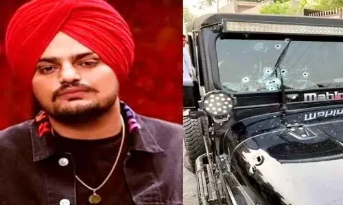 Singer Sidhu Musewala: सिंगर सिद्धू मूसेवाला के बाप ने किया बड़ा खुलासा, यहाँ रची गई थी बैठकर हत्या की साजिश Singer Sidhu Musewala: सिंगर सिद्धू मूसेवाला के बाप ने किया बड़ा खुलासा, यहाँ रची गई थी बैठकर हत्या की साजिश