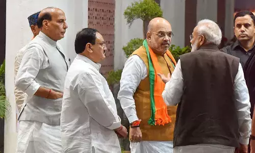 तानाशाही बोलना लोकतंत्र में क्यों मना हो?