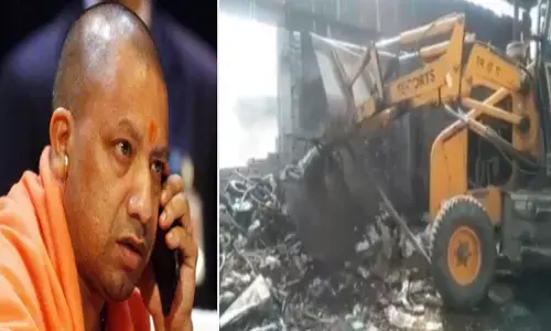 Noida news: यूपी में फिर चला योगी का बुलडोजर, 62 फार्म हाउस ध्वस्त कर करोड़ों की सरकारी जमीन कराई खाली Noida news: यूपी में फिर चला योगी का बुलडोजर, 62 फार्म हाउस ध्वस्त कर करोड़ों की सरकारी जमीन कराई खाली