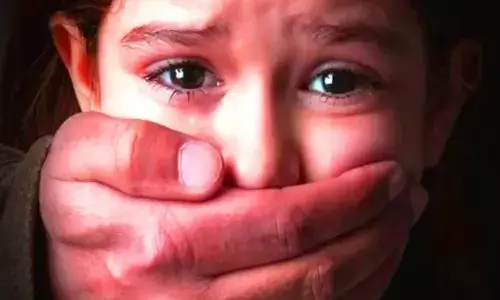 Alwar Crime News: 5 साल की मासूम से पुजारी ने रेप किया, बालिका काे मंदिर में लग गया, मासूम चिल्लाई तो मां दौड़ी आई