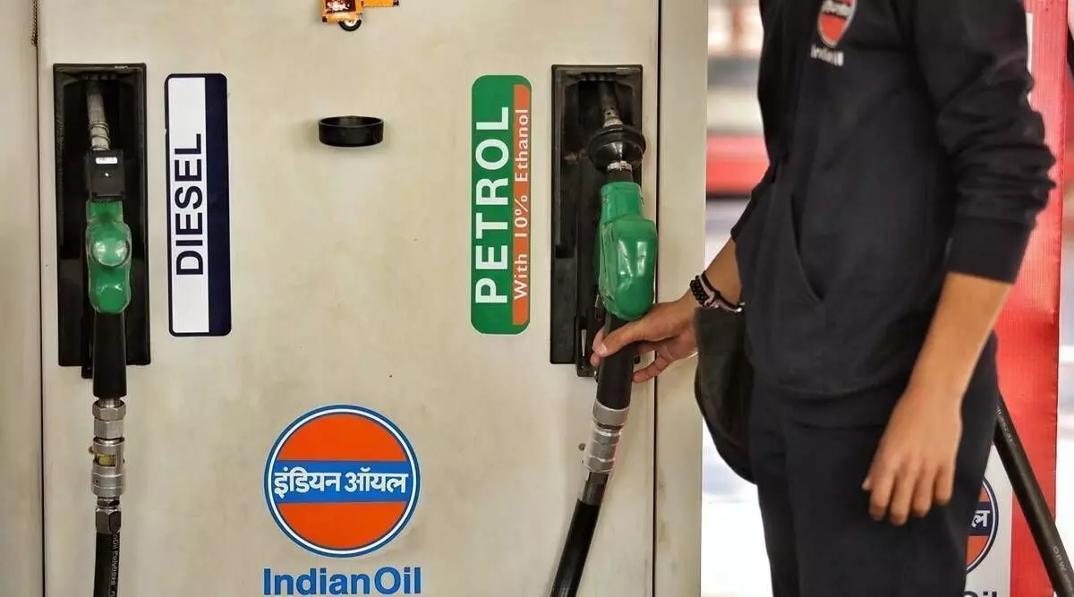 Petrol Diesel Price Today: जारी हुए पेट्रोल-डीजल के नए रेट, जानें- आज का ताजा भाव