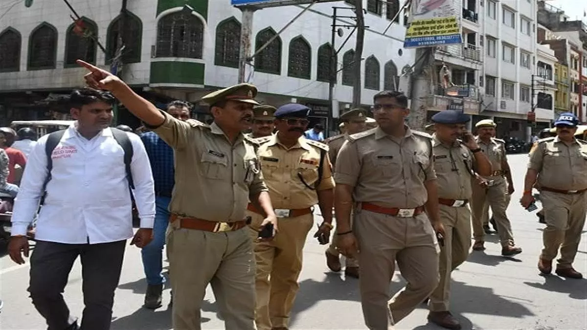 Kanpur Violence: कानपुर बवाल की एसआईटी ने शुरू की जांच, अफसरों ने प्रभावित क्षेत्र का दौरा किया