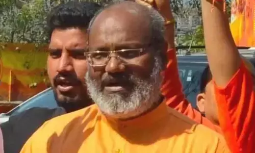 Yeti Narasimhanand: जामा मस्जिद जाने की घोषणा पर यति नरसिंहानंद को यूपी प्रशासन ने दिया भारी भरकम नोटिस, पढिए पूरा नोटिस