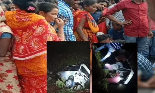 बिहार में बड़ा हादसा : पूर्णिया में गड्ढे में गिरी Scorpio, 9 की मौत, 7 रिश्तेदार थे, CM नीतीश ने किया मुआवजे का ऐलान बिहार में बड़ा हादसा : पूर्णिया में गड्ढे में गिरी Scorpio, 9 की मौत, 7 रिश्तेदार थे, CM नीतीश ने किया मुआवजे का ऐलान