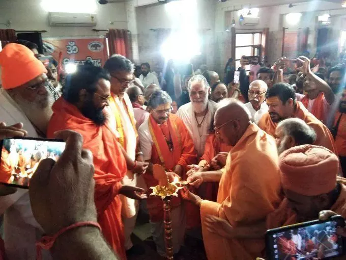 Vishwa Hindu Parishad, meeting ,started, Haridwar