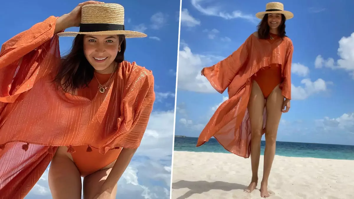Anushka Sharma Hot Photo: अनुष्का शर्मा ने बीच पर दिखाया हॉट अवतार, सेक्सी फोटोज आई सामने Anushka Sharma Hot Photo: अनुष्का शर्मा ने बीच पर दिखाया हॉट अवतार, सेक्सी फोटोज आई सामने