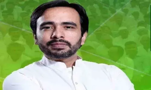 Prayagraj Violence: जयंत चौधरी ने सीएम योगी के बुलडोजर एक्शन को गुंडागर्दी का प्रतीक बताया, यूजर्स भड़के Prayagraj Violence: जयंत चौधरी ने सीएम योगी के बुलडोजर एक्शन को गुंडागर्दी का प्रतीक बताया, यूजर्स भड़के