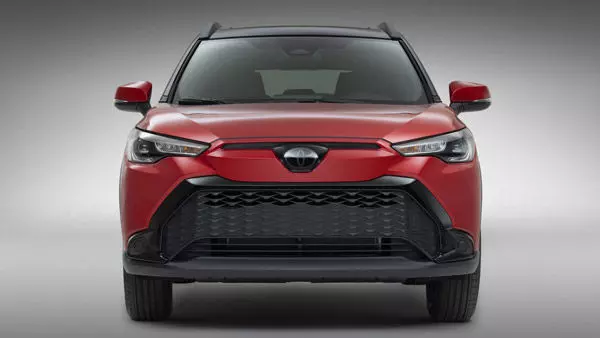 Toyota Hyryder: हुंडई क्रेटा को कड़ी टक्कर देने आ रही है टोयोटा की ये शानदार SUV, लीक हुई तस्वीर